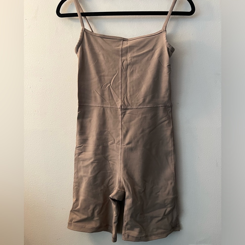 WILFRED FREE DIVINITY SHORTS 7’’